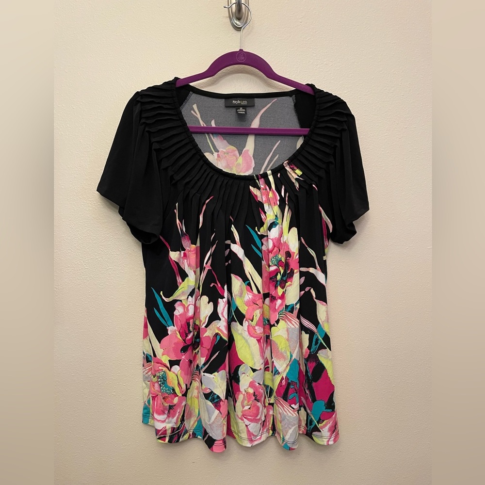 Blouse / swing top, black-pink-yellow-teal floral, size 1X, Style & Co.